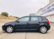 VOLKSWAGEN Golf 2.0 TDI Sportline 5p.
