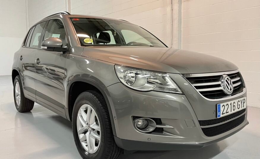 VOLKSWAGEN Tiguan 2.0 TDI Front Drive 140 Advance BM Tech 5p.