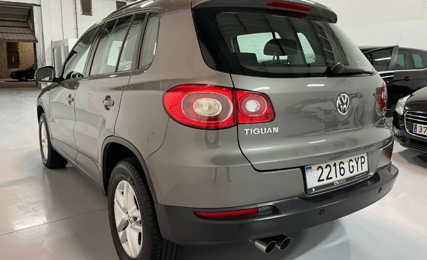 VOLKSWAGEN Tiguan 2.0 TDI Front Drive 140 Advance BM Tech 5p.