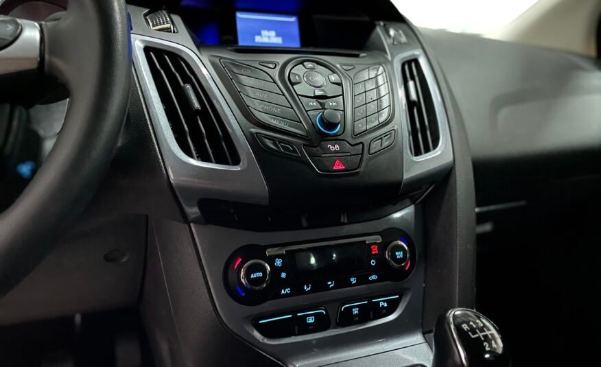 FORD FOUCUS 1.6TDCI TITANIUM