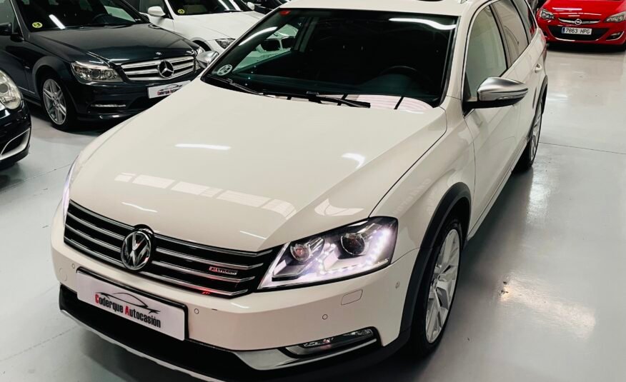 VOLKSWAGEN Passat Alltrack 2.0 TDI 177cv DSG 4motion BMT 5p.