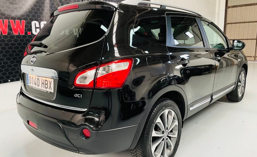 NISSAN Qashqai +2 Tekkna Premium