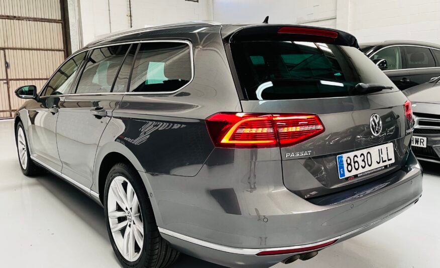 VOLKSWAGEN Passat Sport