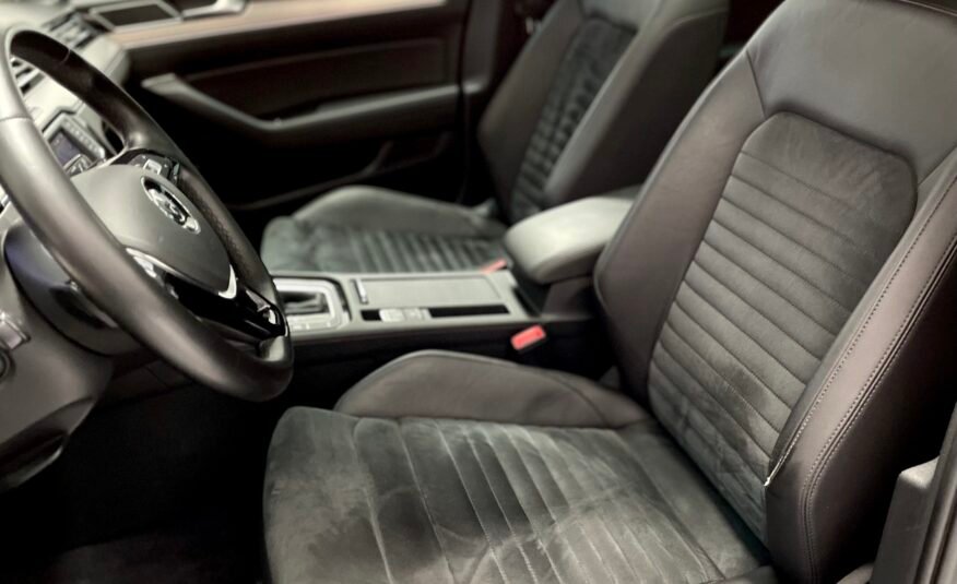 VOLKSWAGEN Passat Sport