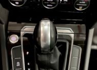VOLKSWAGEN Passat Sport