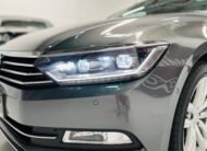 VOLKSWAGEN Passat Sport