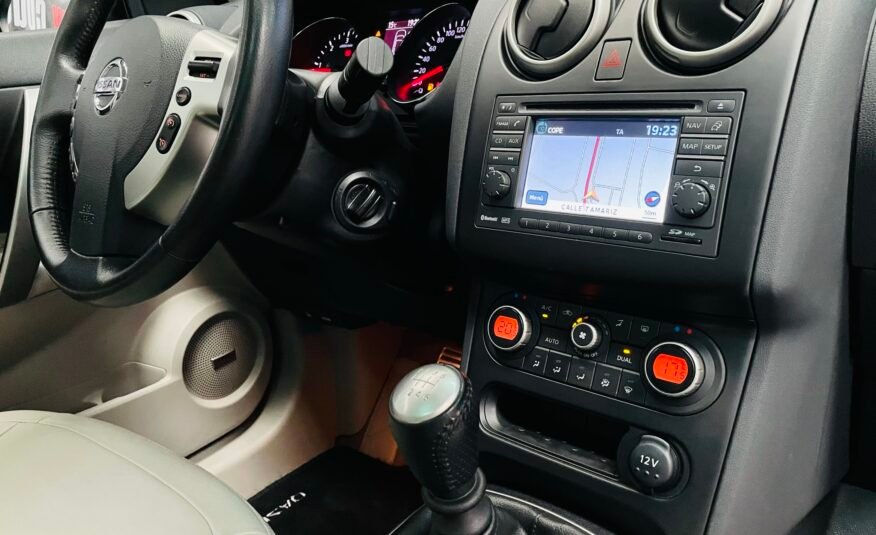 NISSAN Qashqai +2 Tekkna Premium
