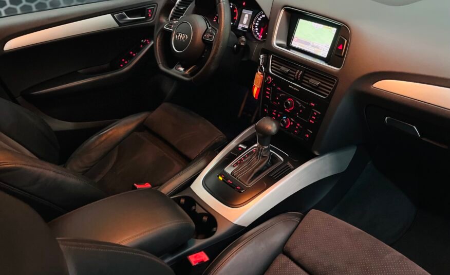 AUDI Q5 3.0tdi Quattro Sline