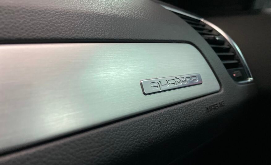 AUDI Q5 3.0tdi Quattro Sline