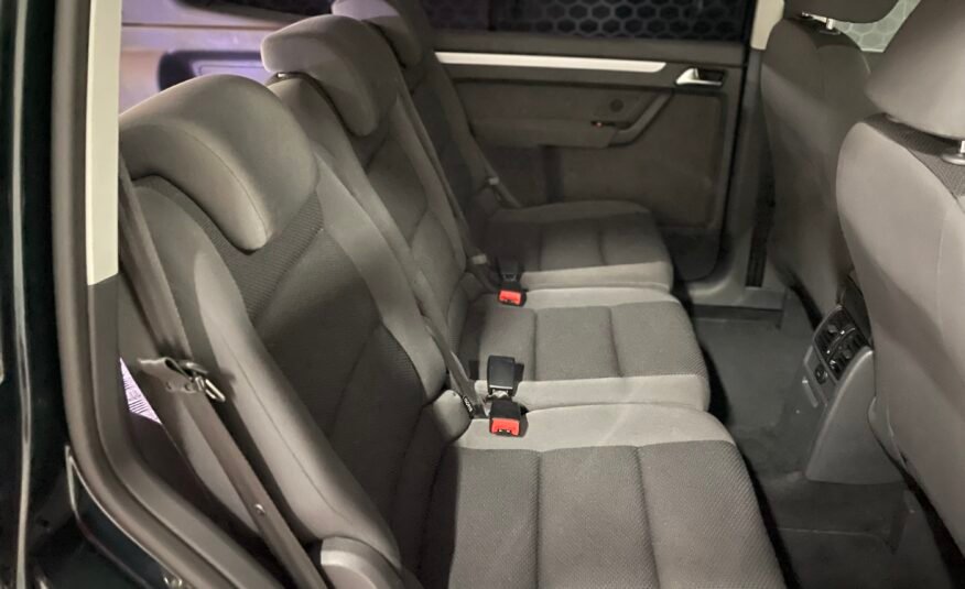 VOLKSWAGEN Touran 1.6tdi