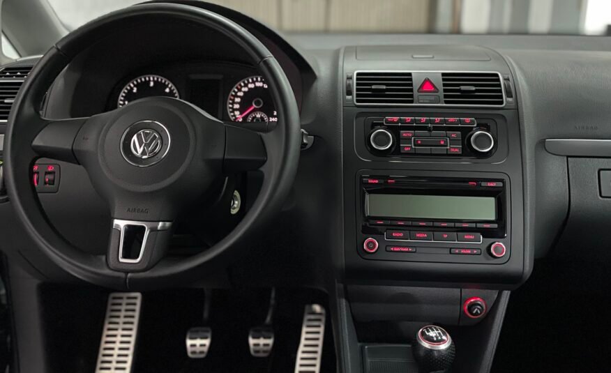 VOLKSWAGEN Touran 1.6tdi