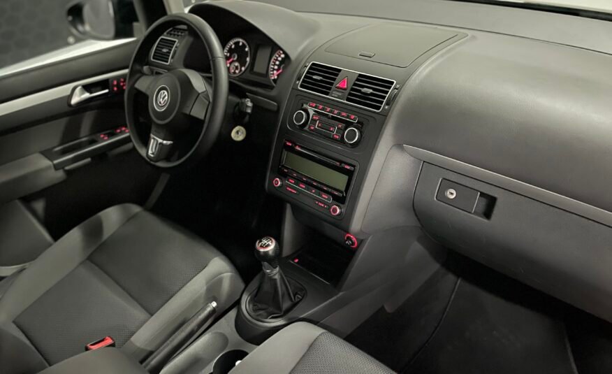 VOLKSWAGEN Touran 1.6tdi
