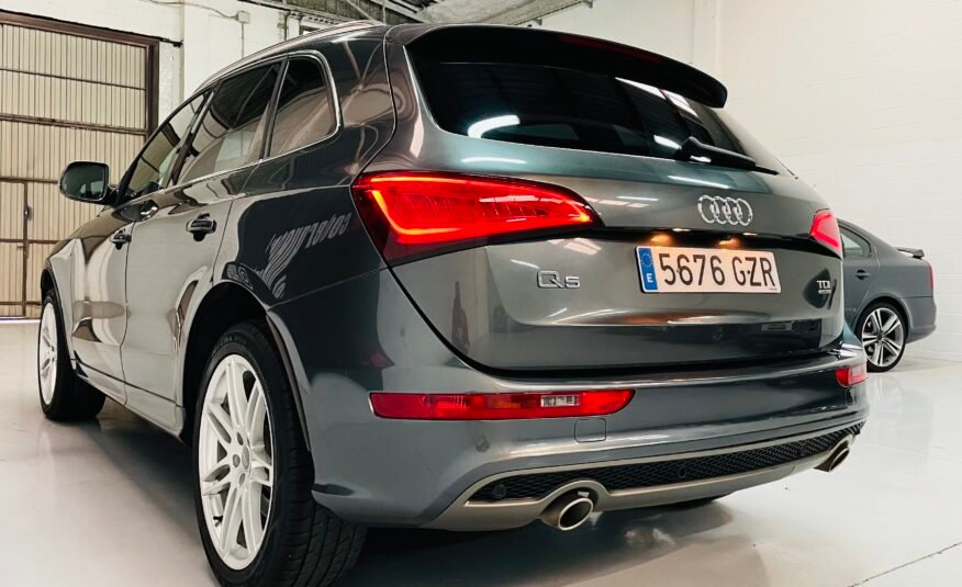 AUDI Q5 3.0tdi Quattro Sline