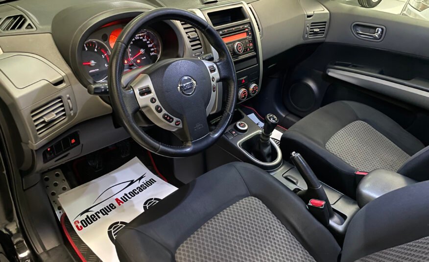 NISSAN Xtrail SE
