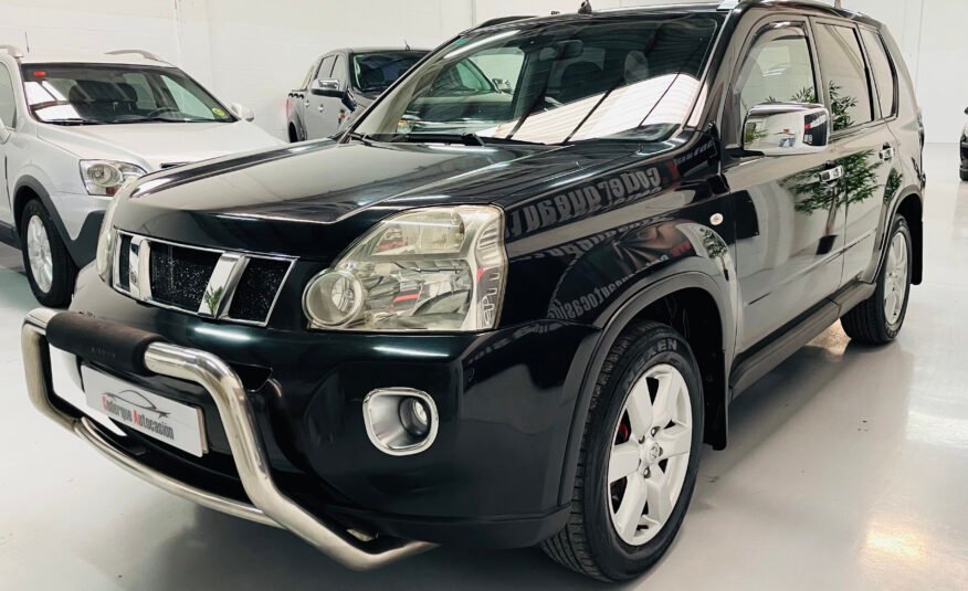 NISSAN Xtrail SE