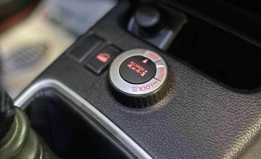 NISSAN Xtrail SE