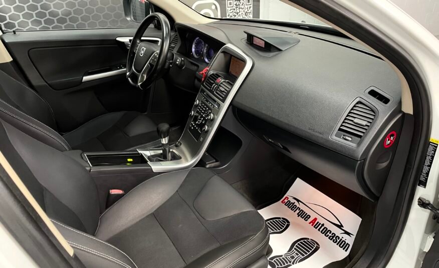 VOLVO Xc60 Momentum