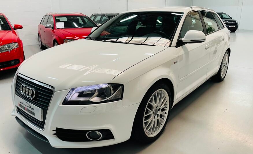 AUDI A3 SPORTBACK 2.0tdi Sline