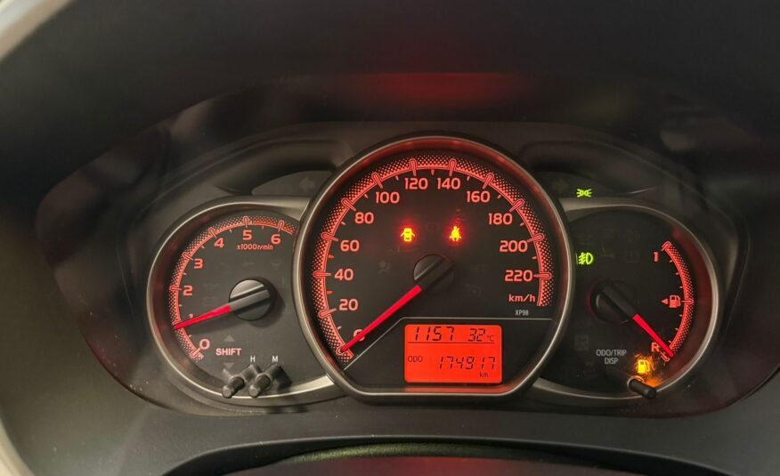TOYOTA Yaris 90D Advance