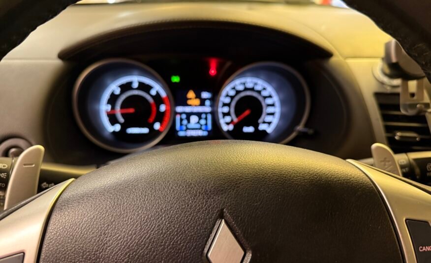 MITSUBISHI Outlander 220 DID SST Kaiteki