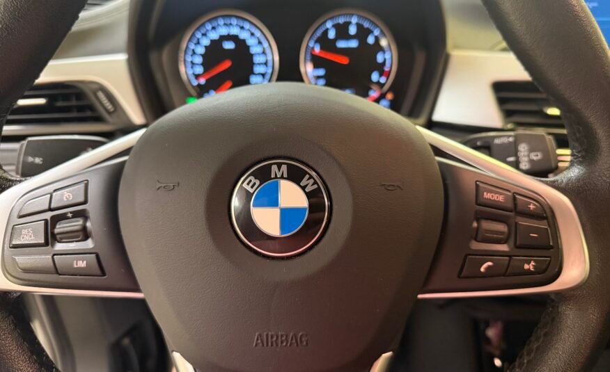 BMW X2 sDrive18d Business Auto