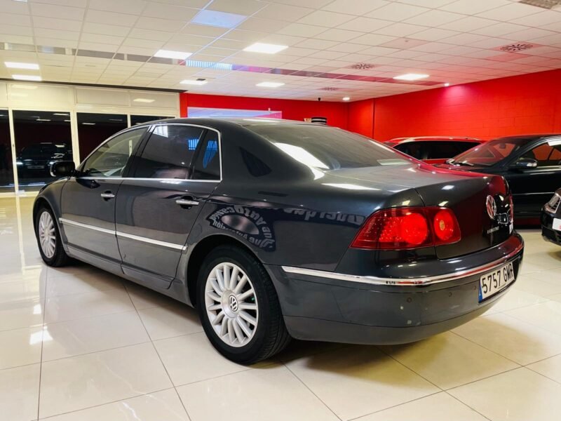 VOLKSWAGEN PHAETON