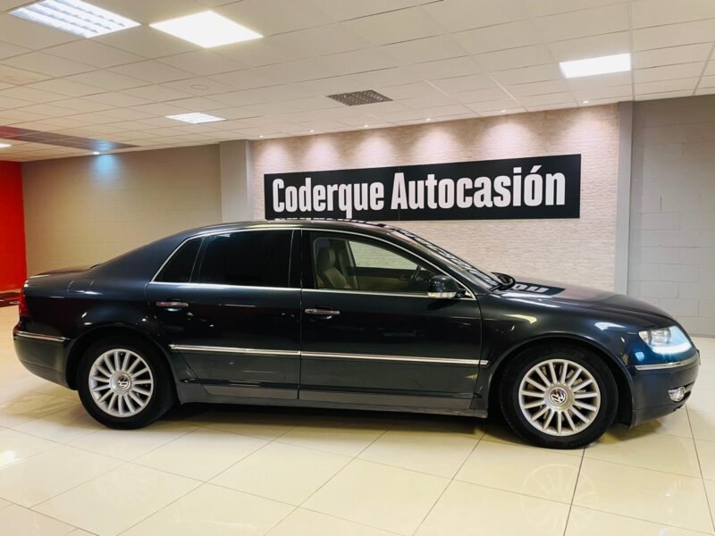 VOLKSWAGEN PHAETON