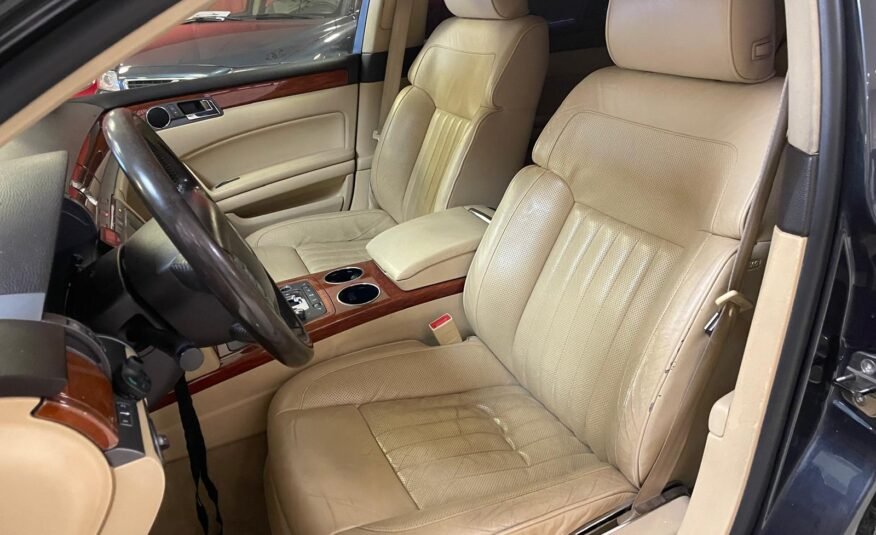 VOLKSWAGEN PHAETON