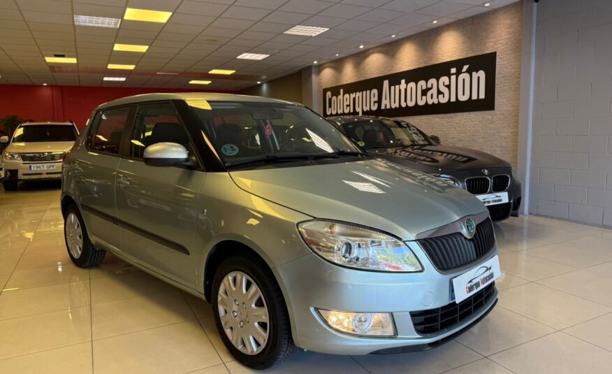 SKODA Fabia 1.2 12v Young