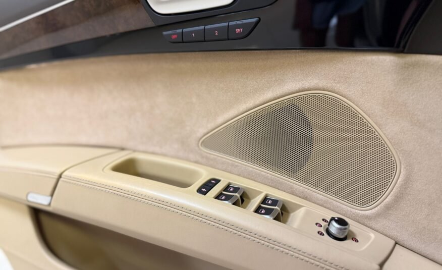 AUDI A8 3.0 TDI clean diesel quattro tiptr