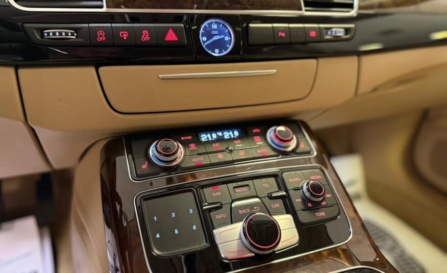 AUDI A8 3.0 TDI clean diesel quattro tiptr
