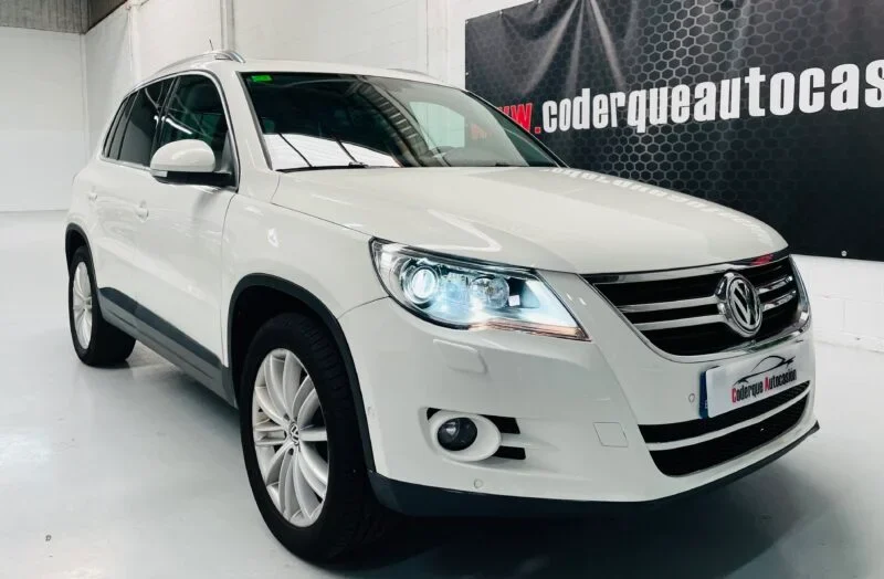 VOLKSWAGEN TIGUAN SPORT