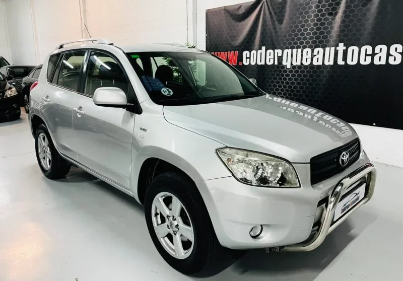 TOYOTA RAV4 SPORT CROSS 4X4