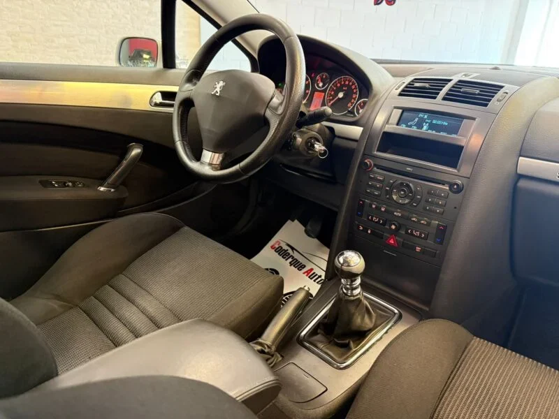 PEUGEOT 407 COUPE