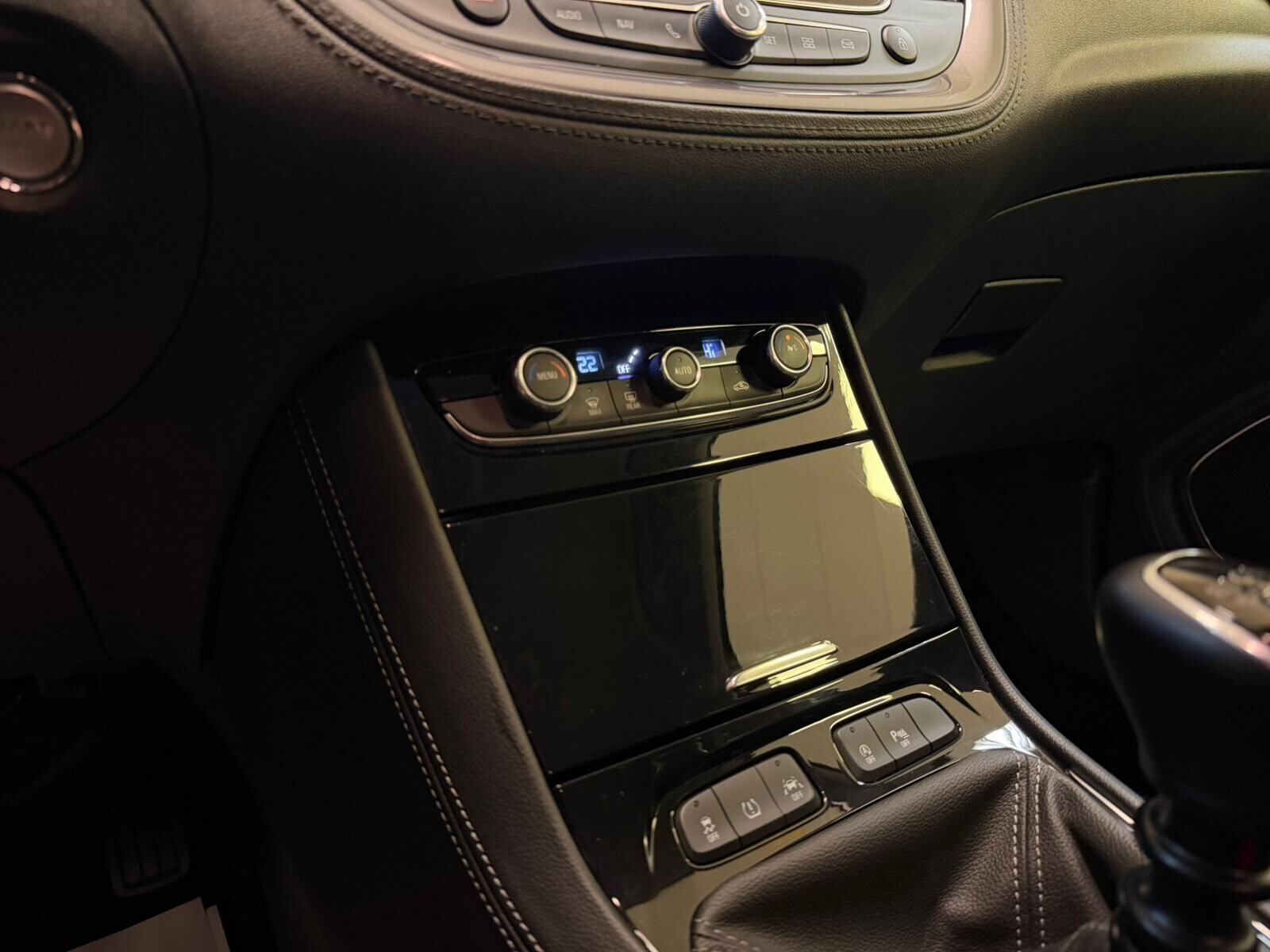 OPEL GRANDLAND X 1.2 TURBO DESIGN LINE 120 ANIVERSARIO