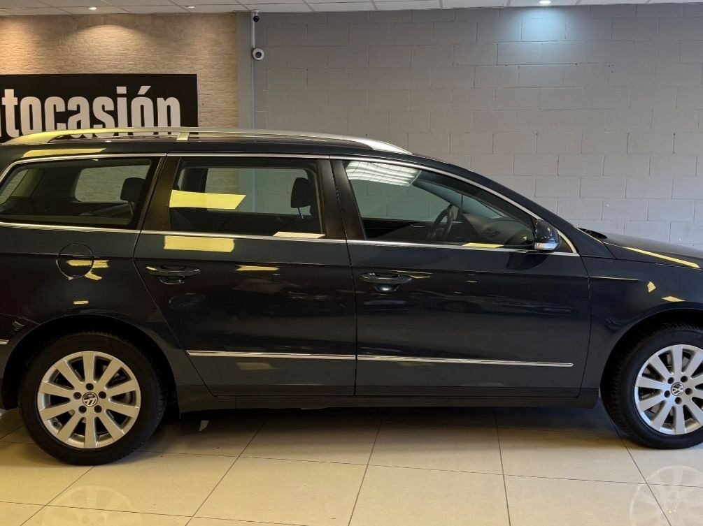 VOLKSWAGEN PASSAT Variant 2.0 TDI DPF Trendline
