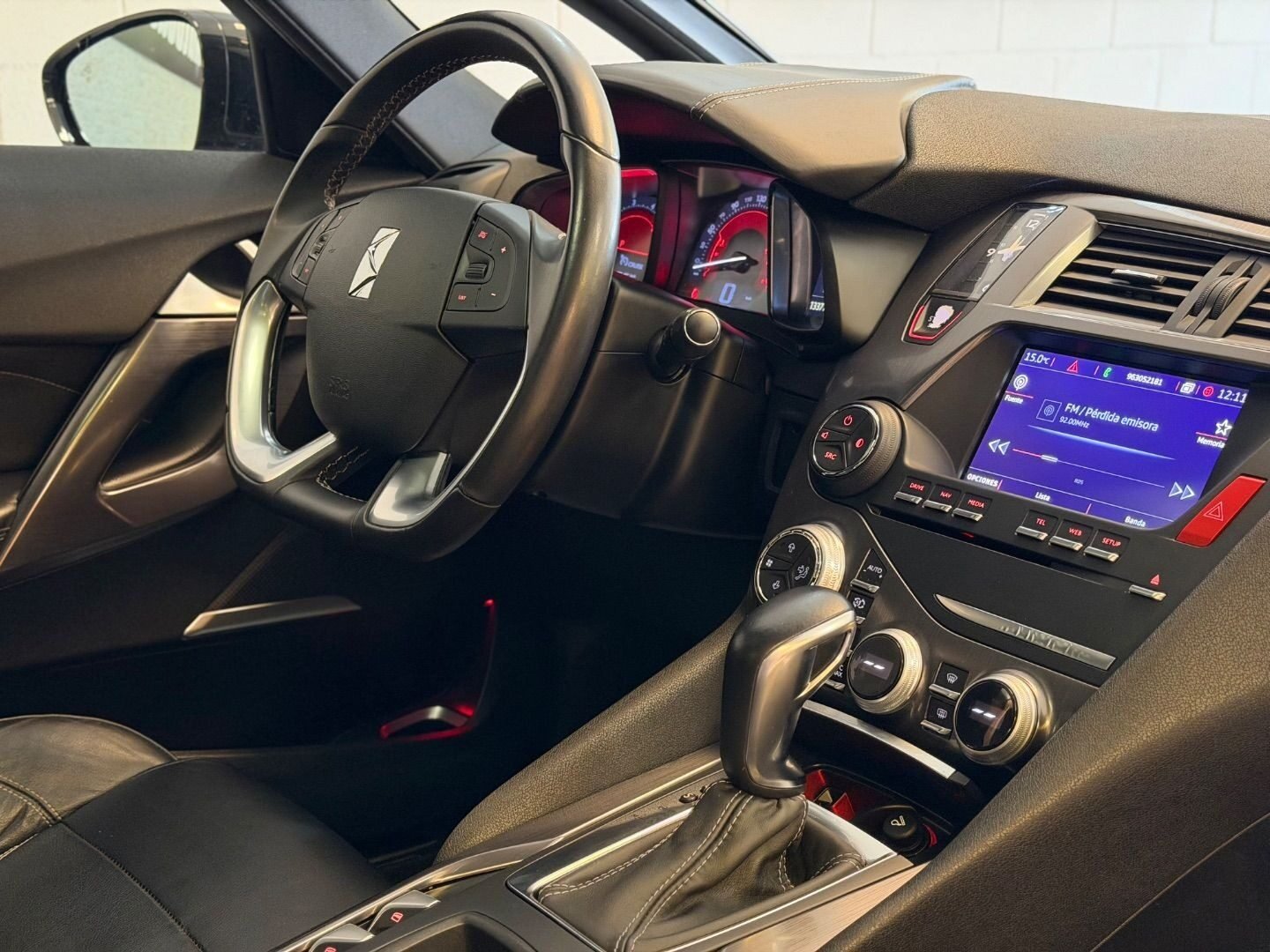 DS 5 BlueHDi EAT6 Design