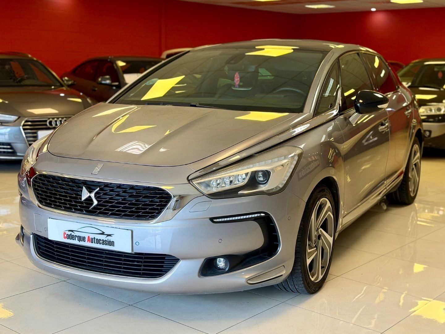 DS 5 BlueHDi EAT6 Design