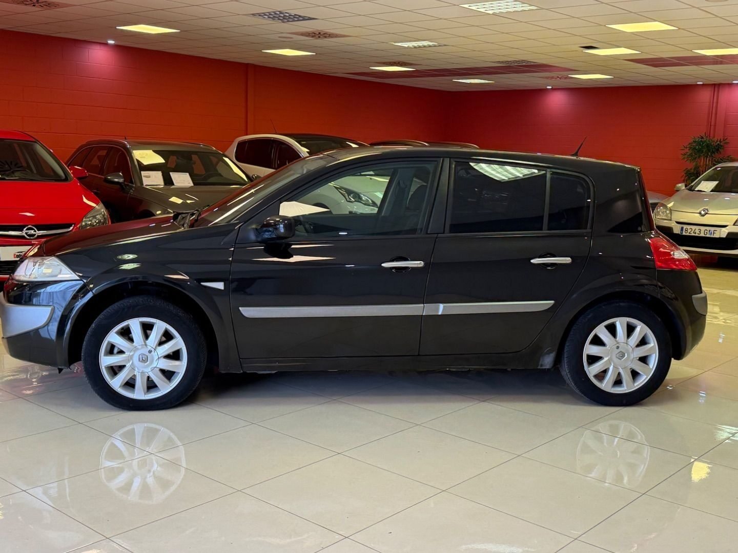 RENAULT Megane DYNAMIQUE 1.6 16V