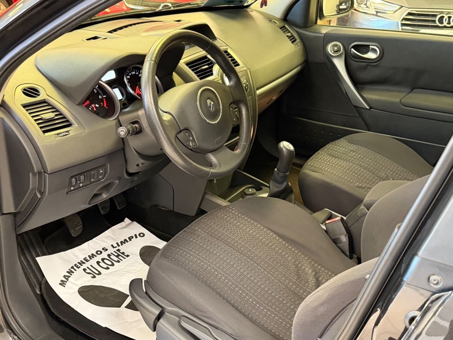 RENAULT Megane DYNAMIQUE 1.6 16V