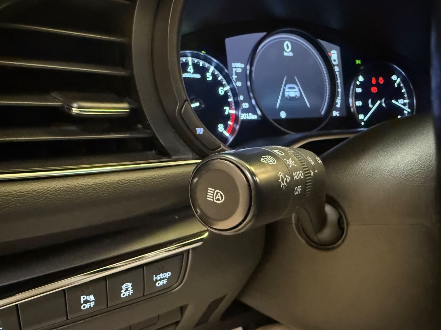 MAZDA 3 eSKYACTIVG 90KW EXCLUSIVELINE