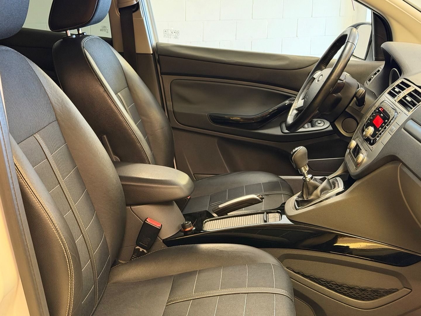 FORD Kuga 2.0 TDCi 2WD Titanium S