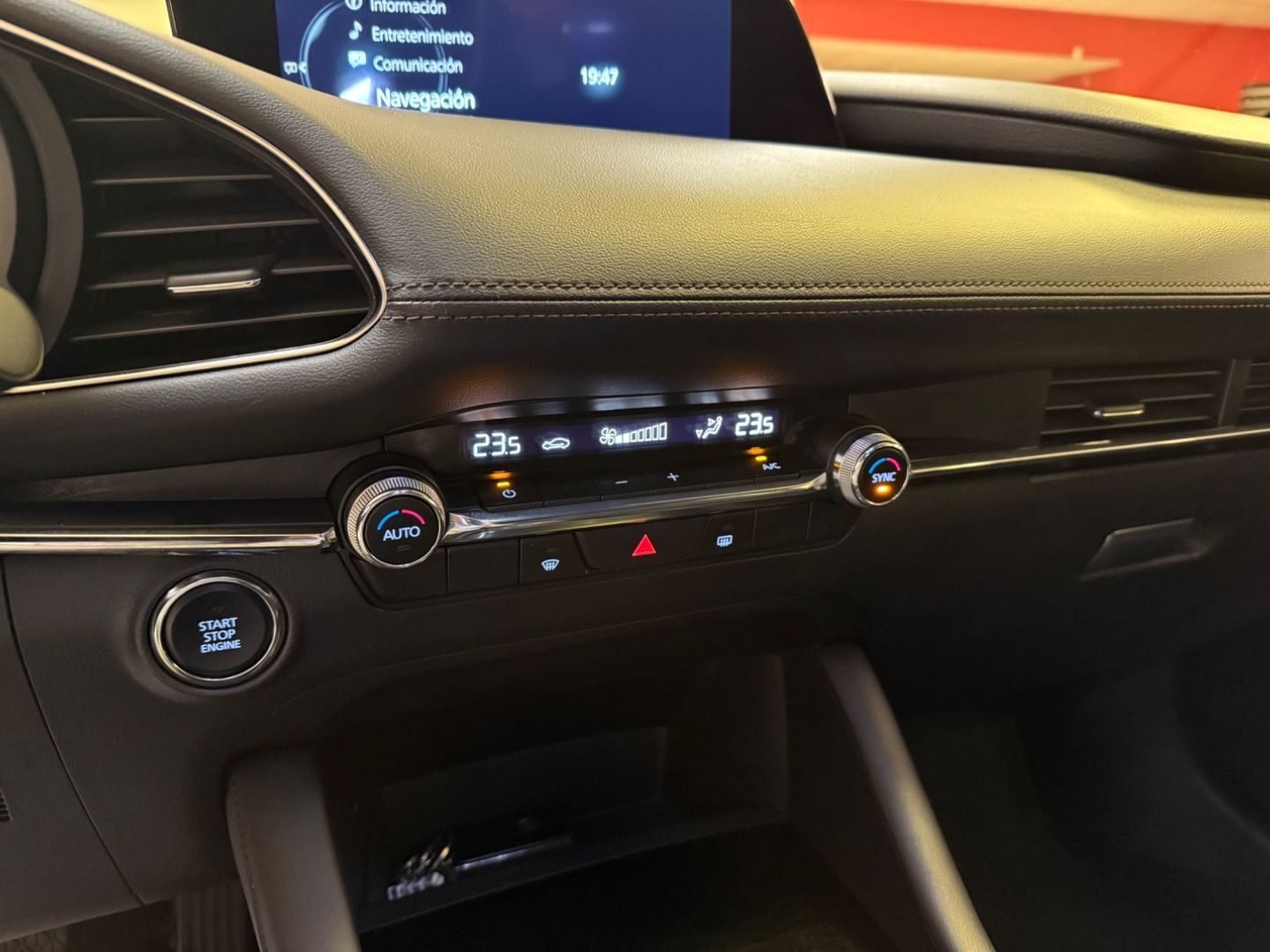 MAZDA 3 eSKYACTIVG 90KW EXCLUSIVELINE