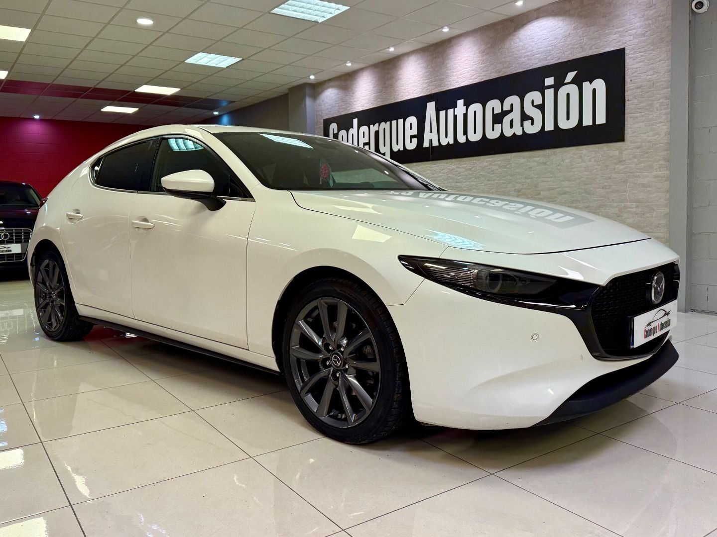 MAZDA 3 eSKYACTIVG 90KW EXCLUSIVELINE