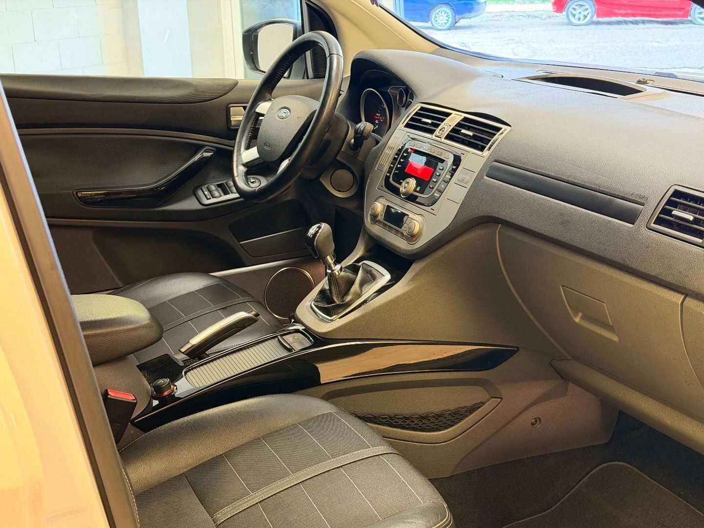 FORD Kuga 2.0 TDCi 2WD Titanium S