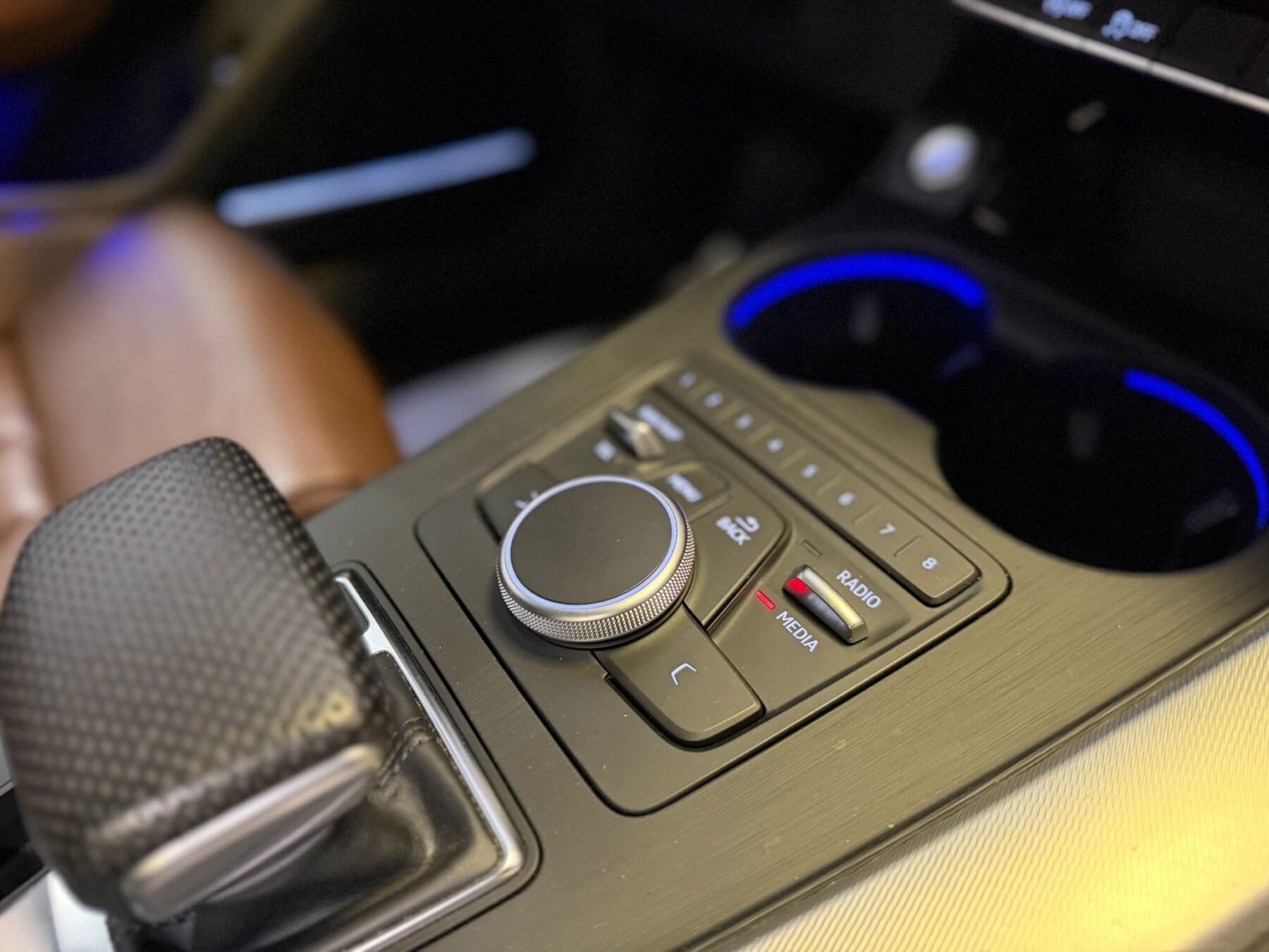 AUDI A4 design 2.0 TDI S tro Avant