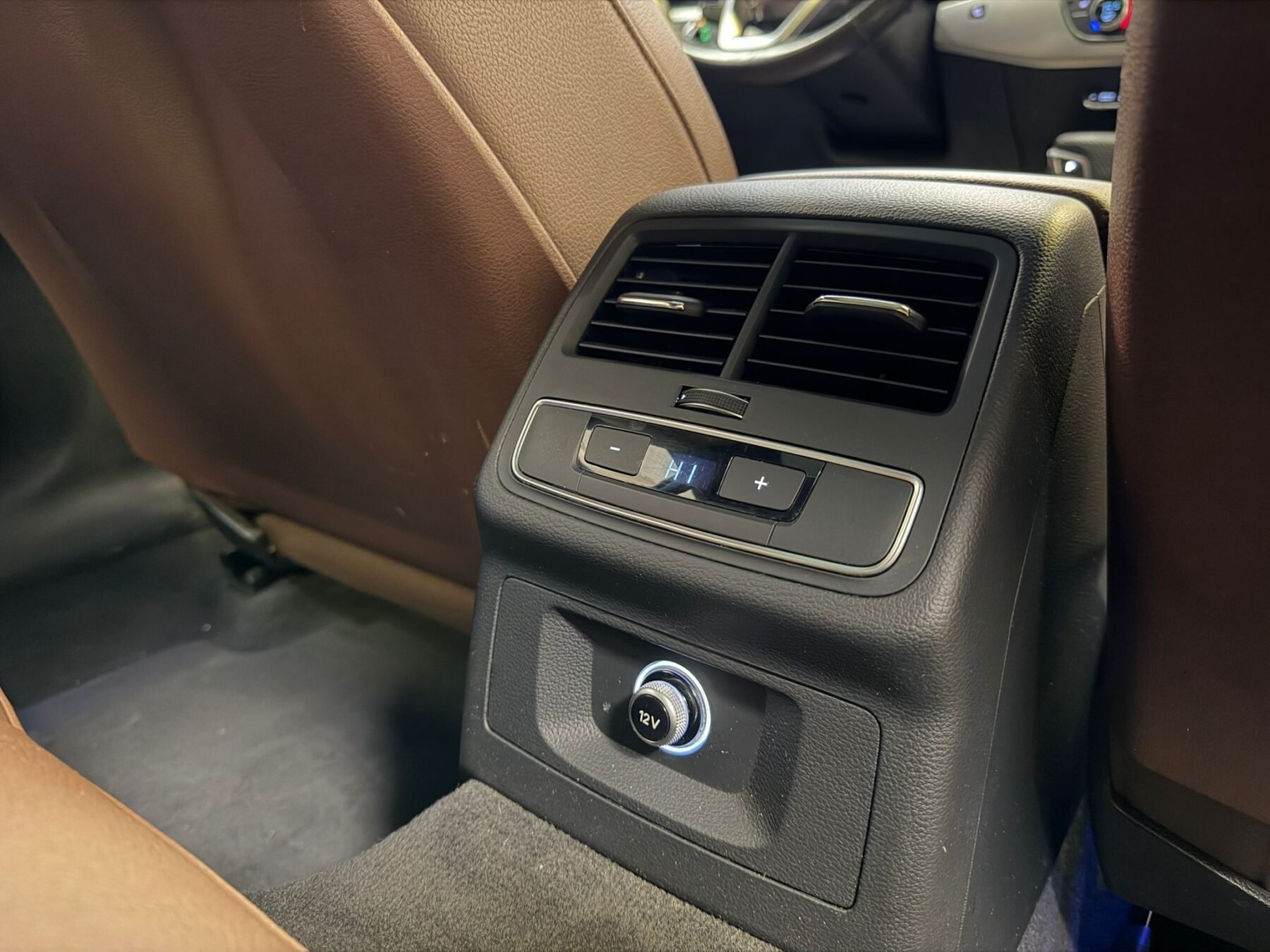 AUDI A4 design 2.0 TDI S tro Avant