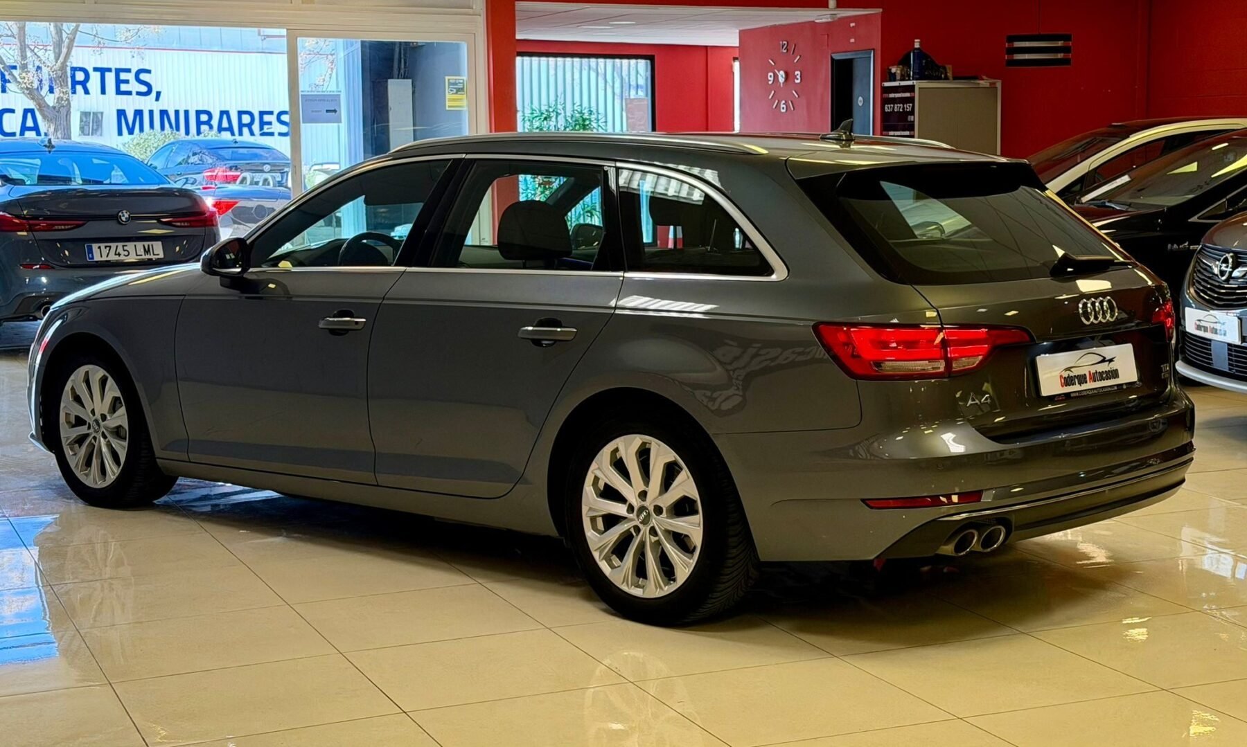 AUDI A4 design 2.0 TDI S tro Avant