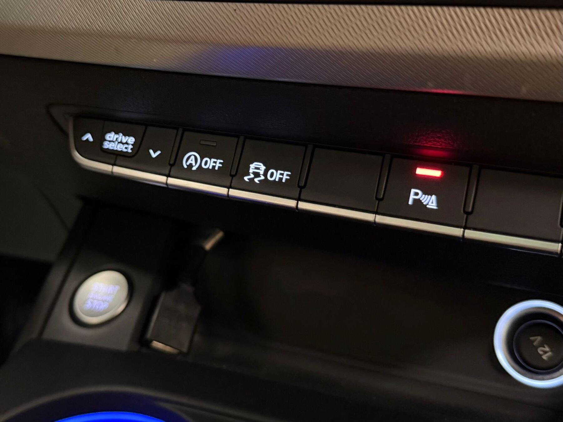 AUDI A4 design 2.0 TDI S tro Avant