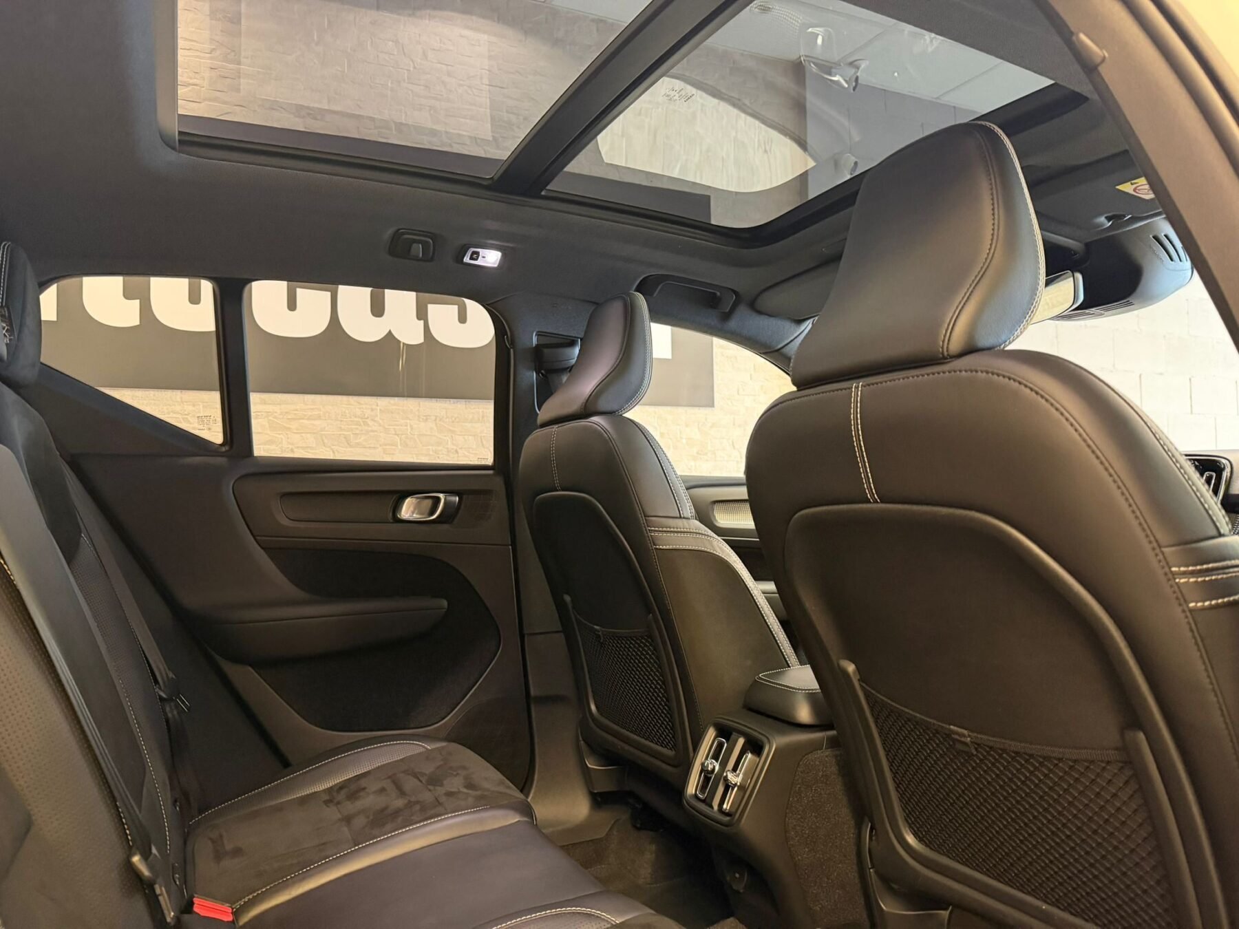 VOLVO XC40 2.0 D4 AWD RDesign Auto